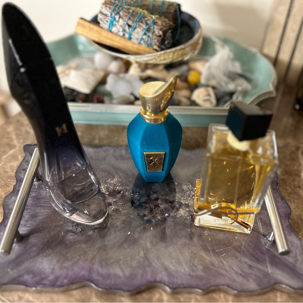 Resin Tray with Amethyst Crystals - Only one made - Picture 5 of 8